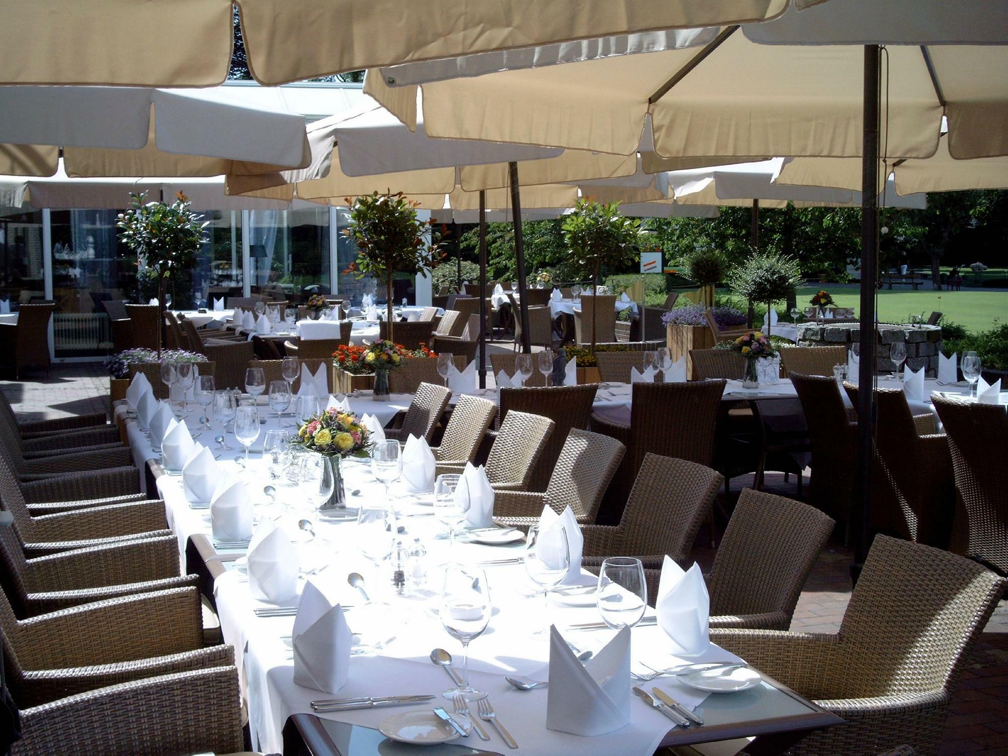 אלסטאטה Ahauser Land & Golfhotel מראה חיצוני תמונה